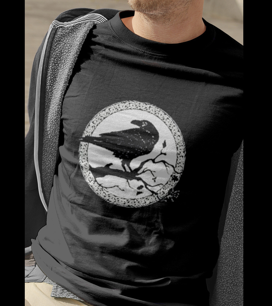Viking Crow Celtic Norse Valhalla Odin Thor Raven On Branch Circle T-Shirt