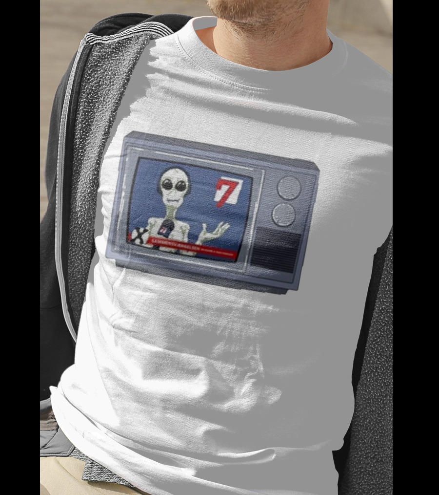 Sammensværgelsen Season 7 Hvid Retro TV Alien News Broadcast T-Shirt