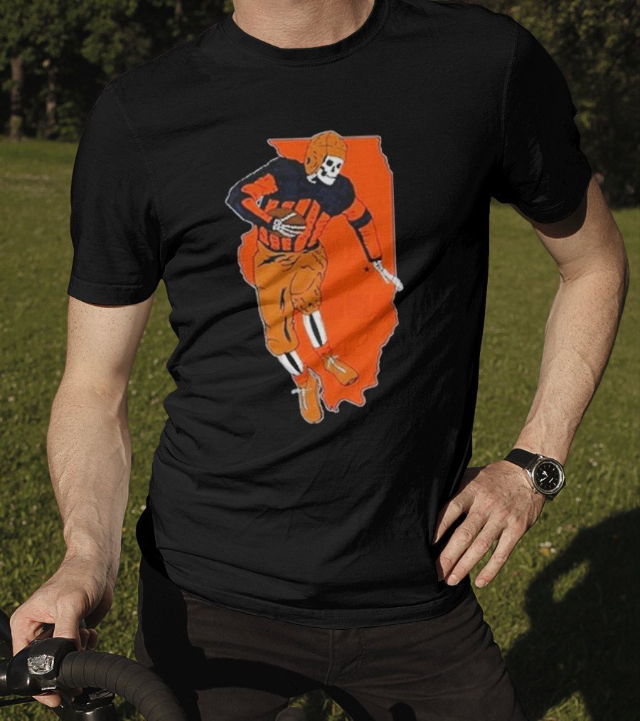 Il Football Pocket Skeleton Player Over Illinois Map T-Shirt