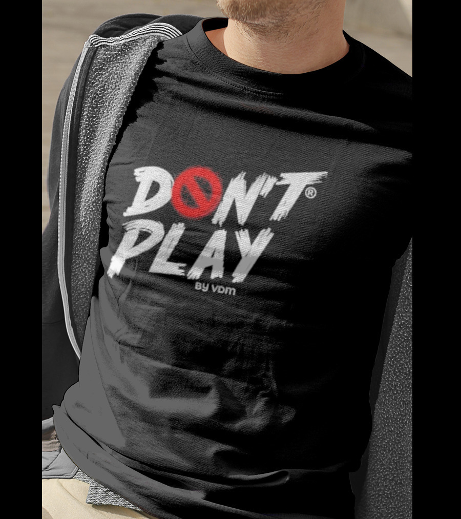 Martins Vincent Otse Don't Play VDM Red Circle T-Shirt