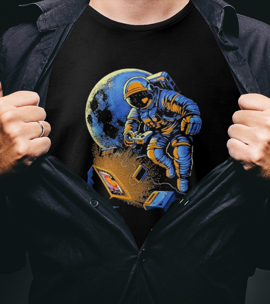 Space Arcade Astronaut Gamer Adventure Intotheam T-Shirt