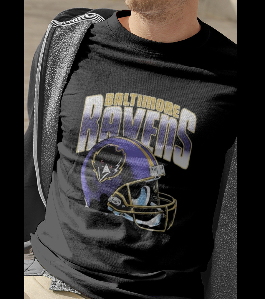 Baltimore Ravens Gradient Helmet Logo Football Gear T-Shirt