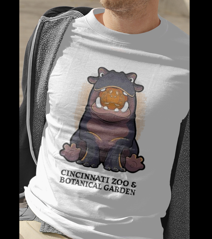 Cincinnati Zoo And Botanical Garden Fiona With Pumpkin Glow Outline T-Shirt