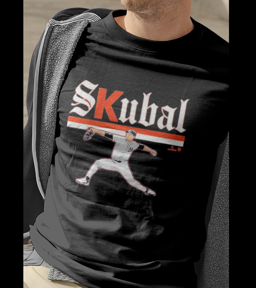 Skubal Pitching Action Vintage Style 24 T-Shirt