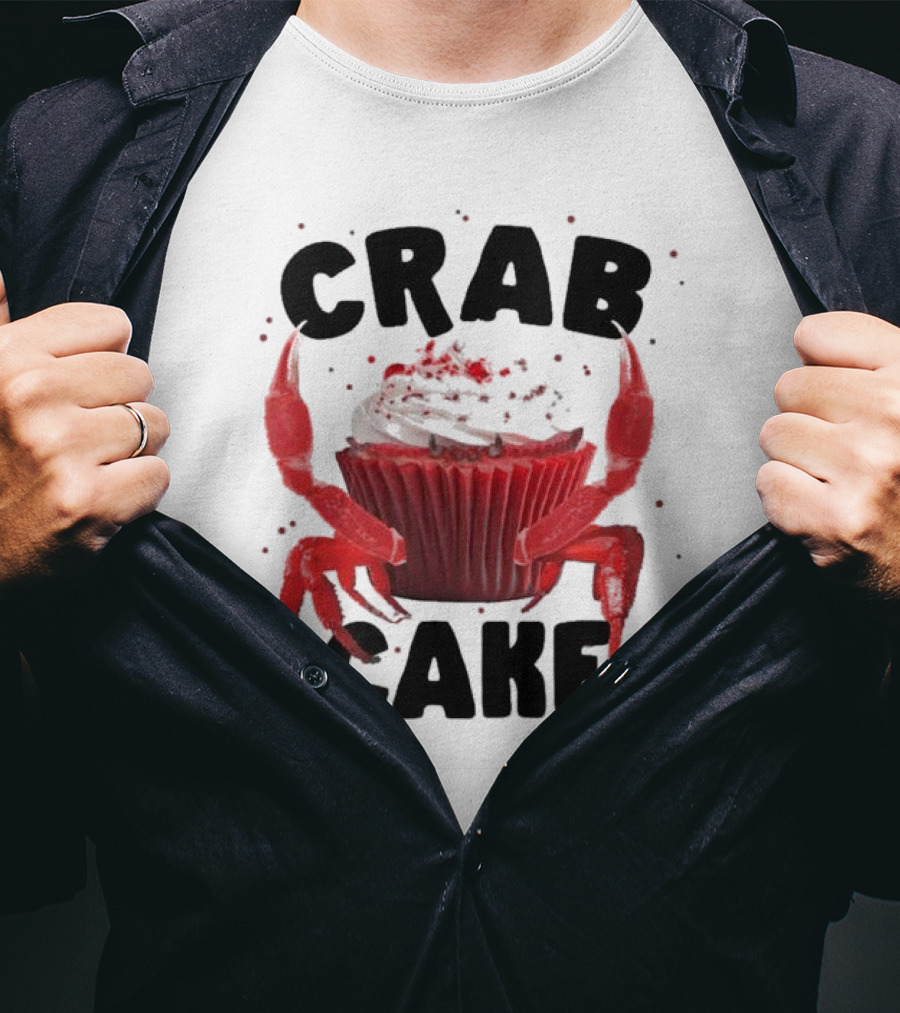 CRAB CAKE Strawberry Cream Cupcake T-Shirt