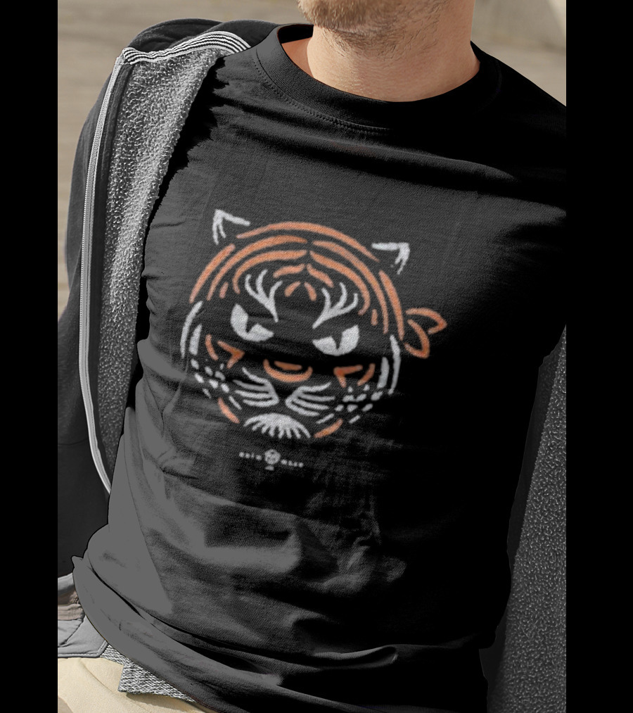 Pitching Ninja Gritty Tigs Baseball Tiger Face T-Shirt