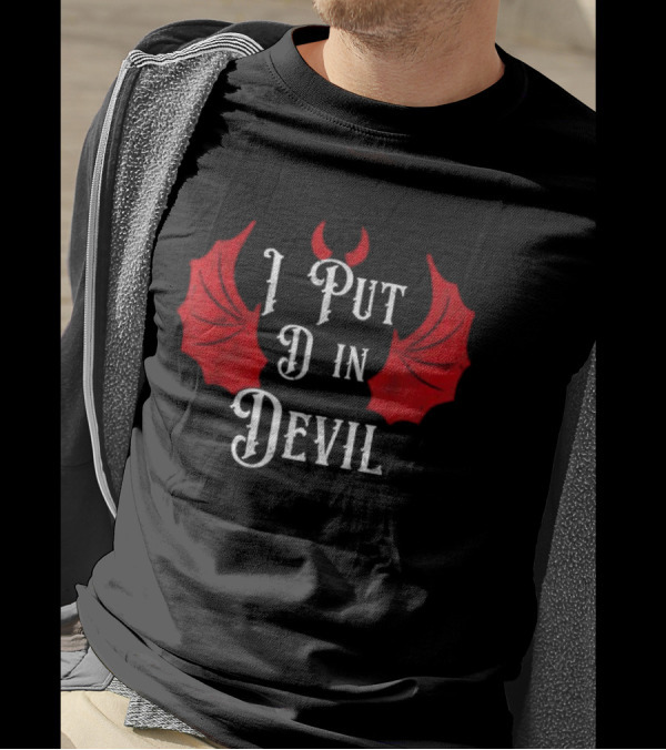 I Put The D In Devil Halloween Matching Couple Costume With Red Devil Wings And Horns T-Shirt