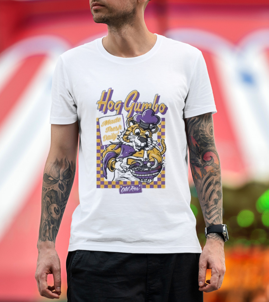 Old Row Hog Gumbo Made Fresh Daily Tiger Chef Purple Gold Checkered T-Shirt