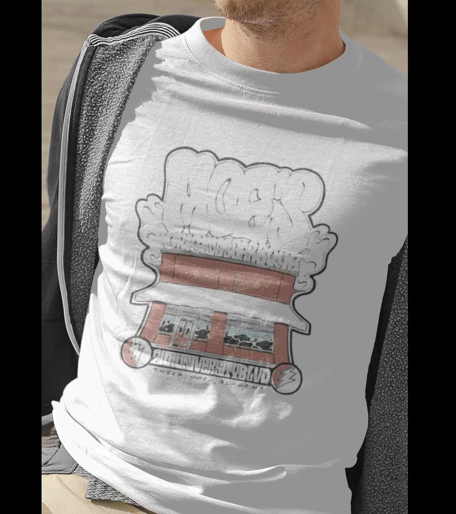 Moe's Original Barbecue Tuscaloosa Alabama 2101 University Blvd Warped Building T-Shirt