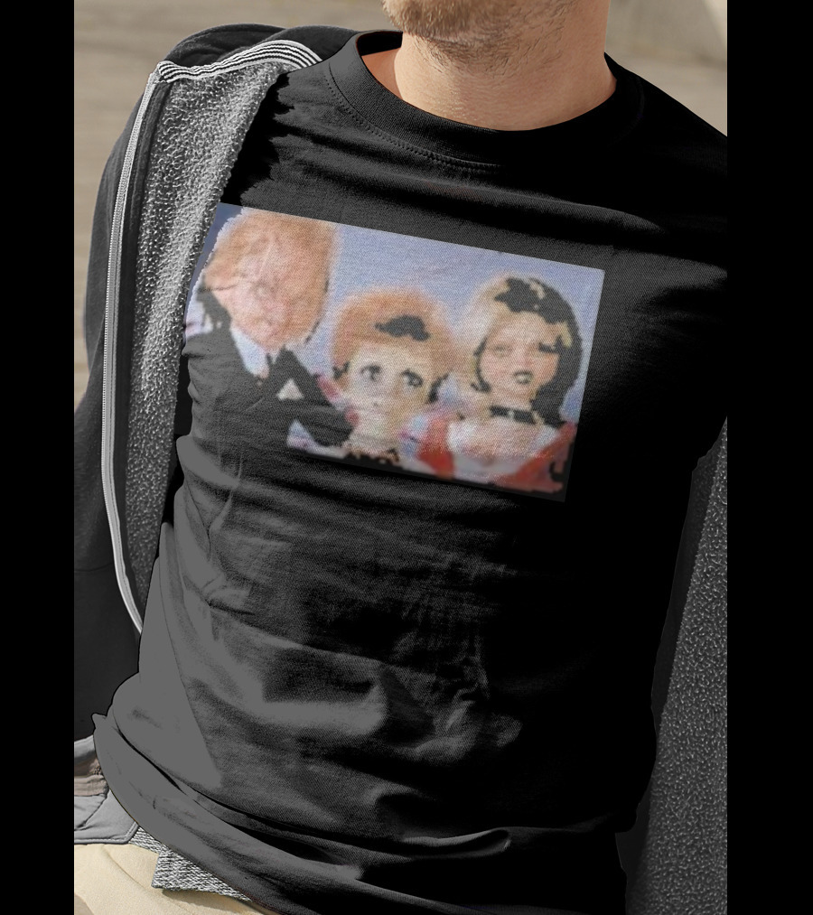 Chucky And Family Horror Characters In Distorted Family T-Shirt