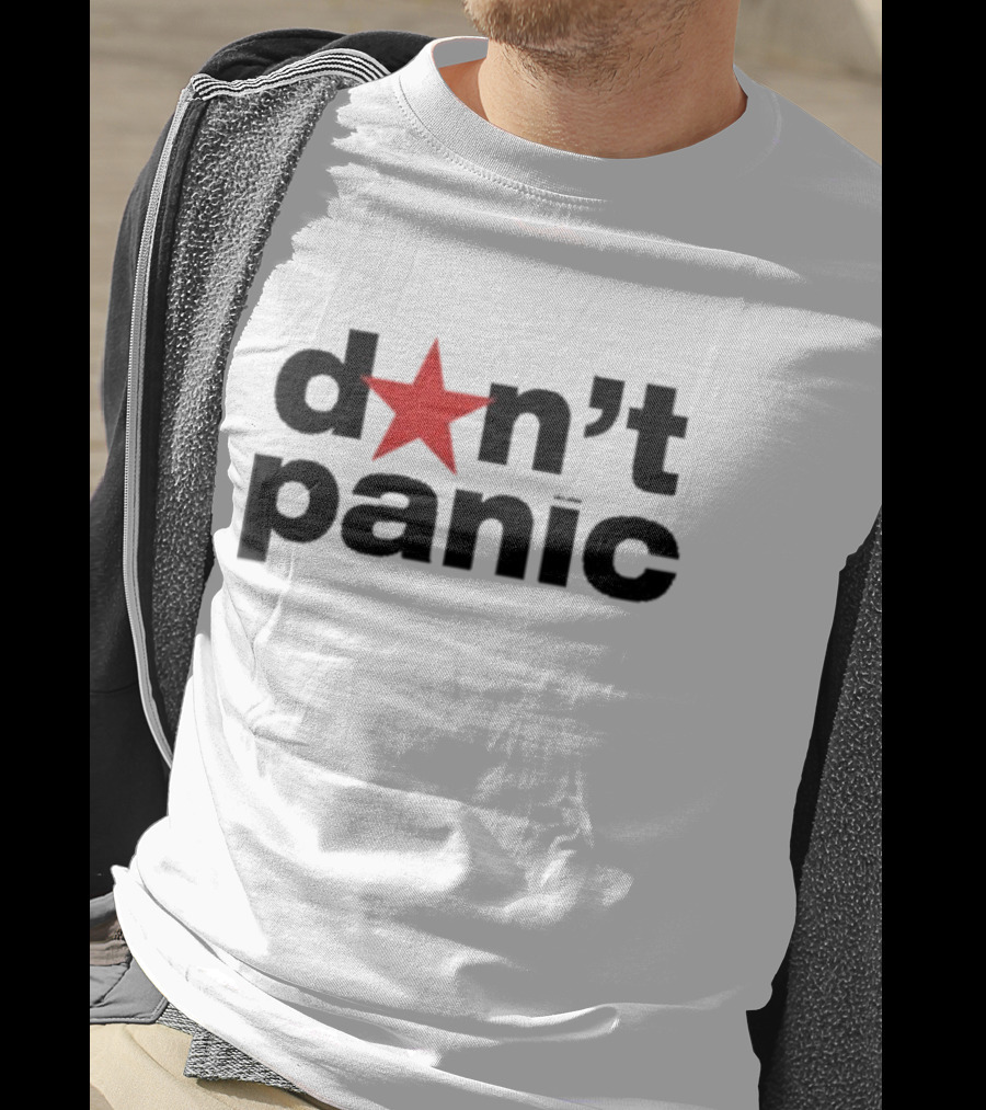 Lauren Sanderson Don't Panic Red Star Icon Text T-Shirt