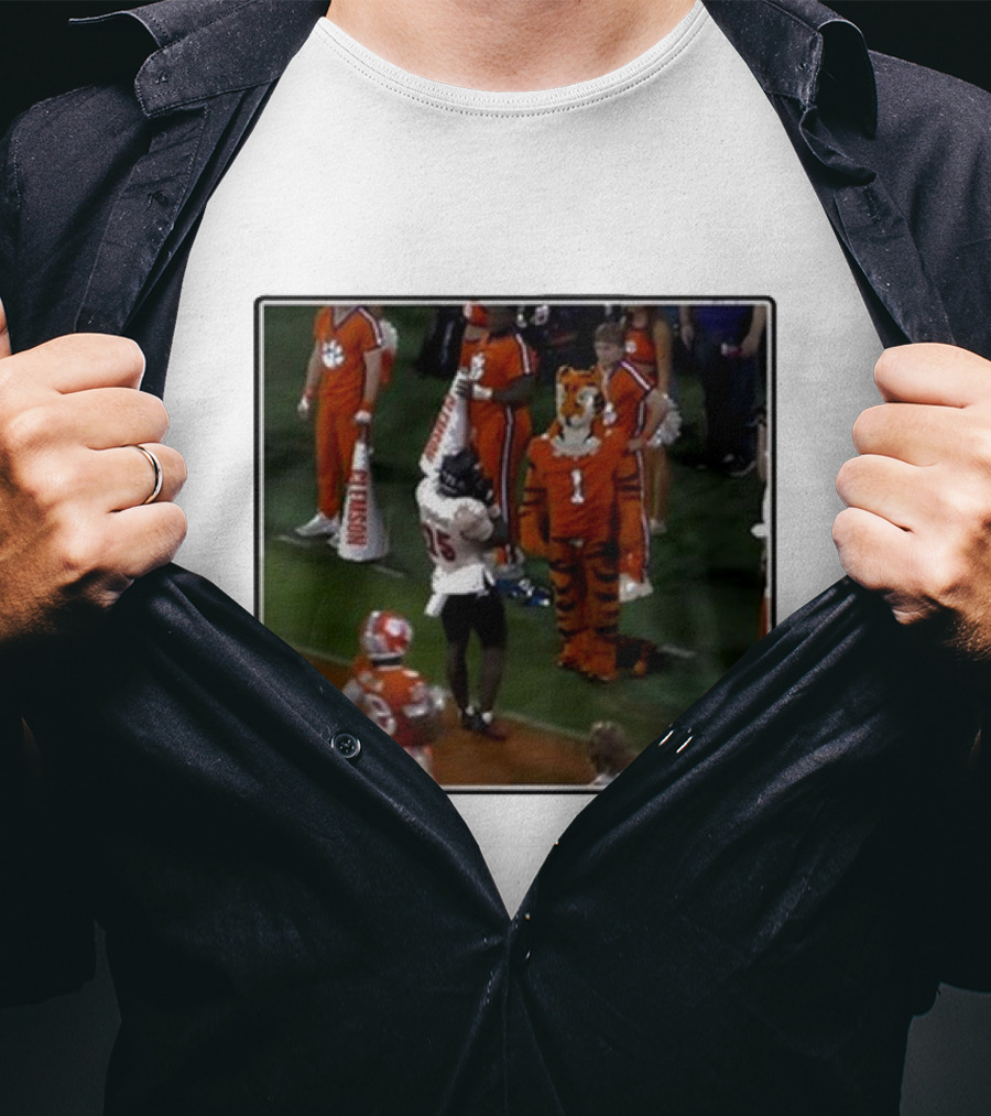 Louisville Victory Dance Night Night Celebration Against Clemson Tiger Mascot T-Shirt