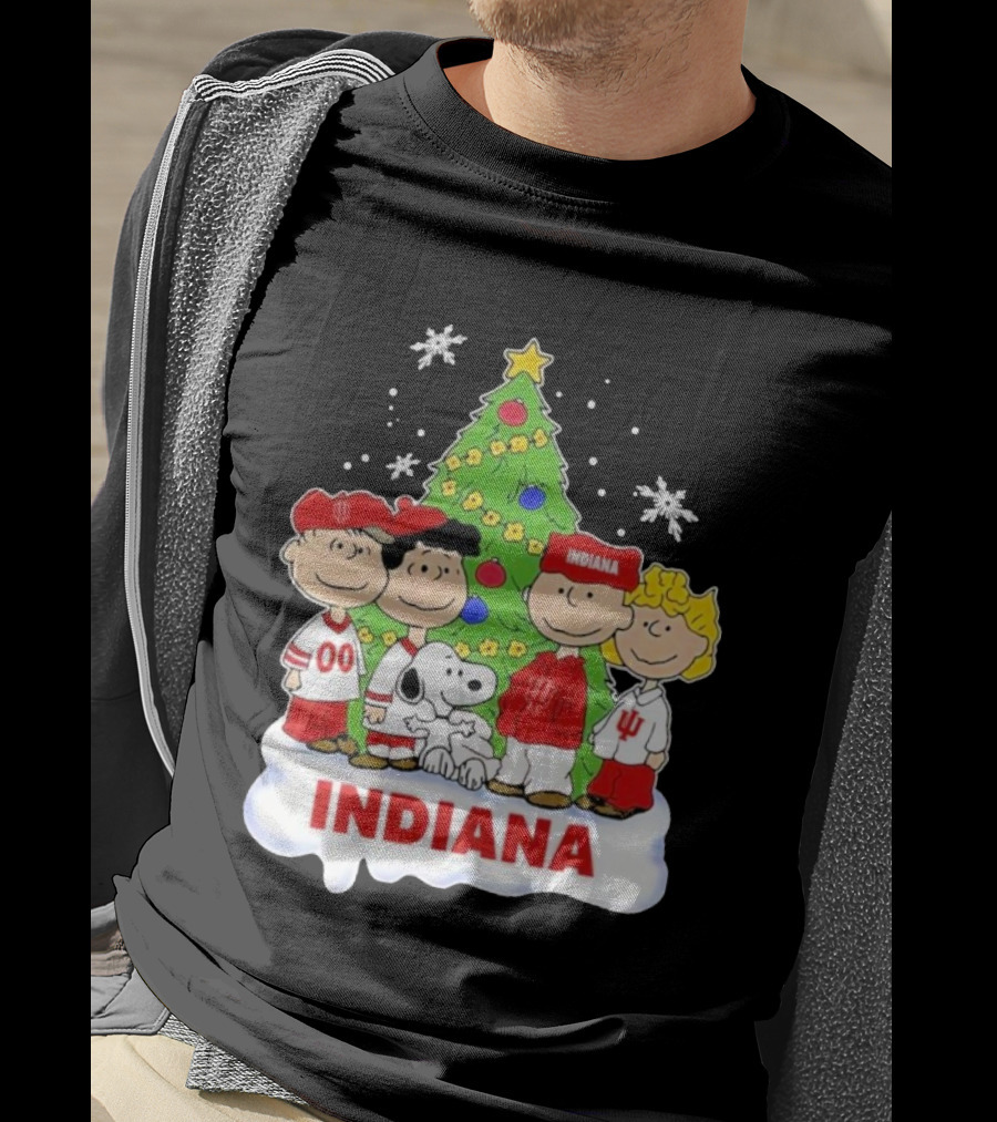 Indiana Hoosiers Snoopy Peanuts Christmas Tree Charlie Brown Lucy Linus T-Shirt