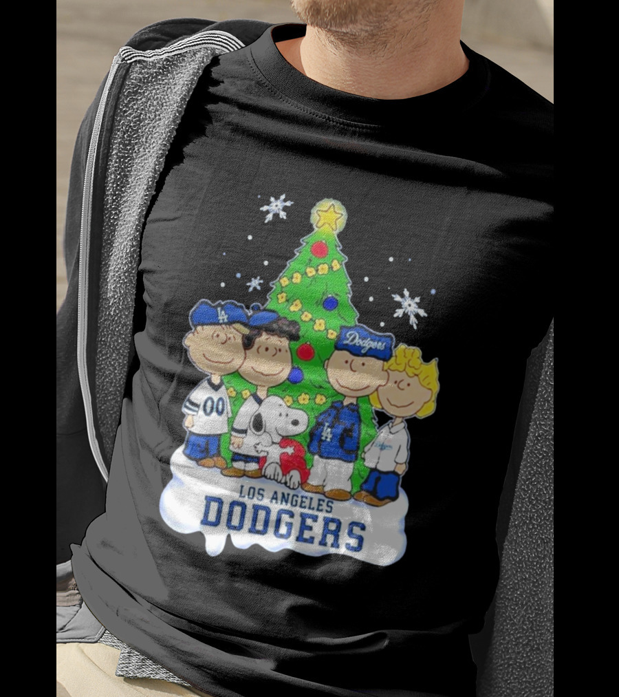 Los Angeles Dodgers Christmas With Snoopy And Peanuts Characters T-Shirt