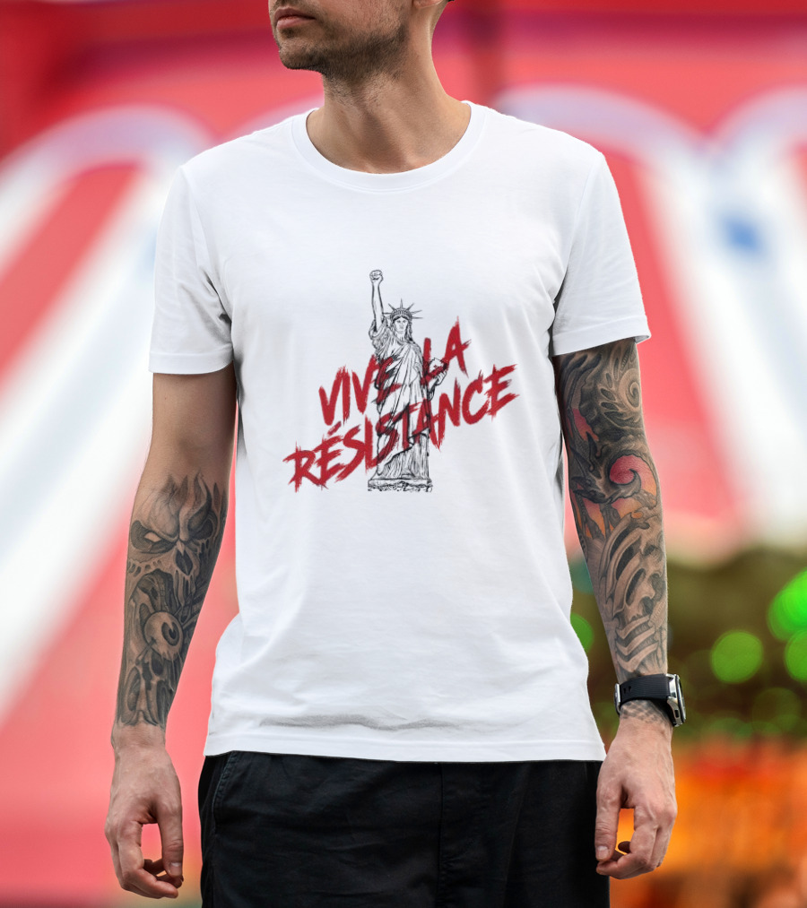 Vive La Résistance Statue Of Liberty Raised Fist T-Shirt