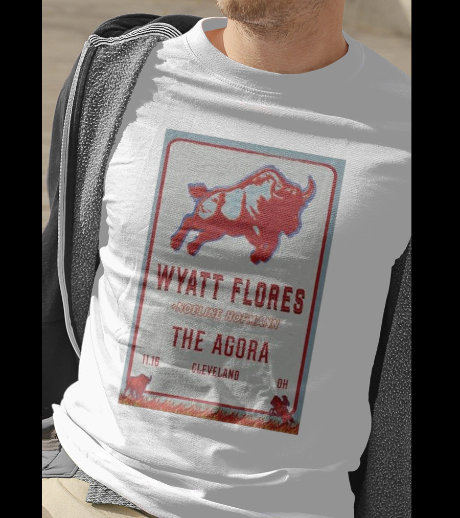 Wyatt Flores And Noeline Hofmann Live At The Agora Cleveland OH November 16 T-Shirt