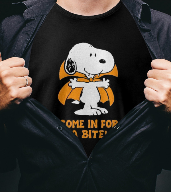 Peanuts Snoopy Vampire Come In For A Bite Halloween Costume T-Shirt