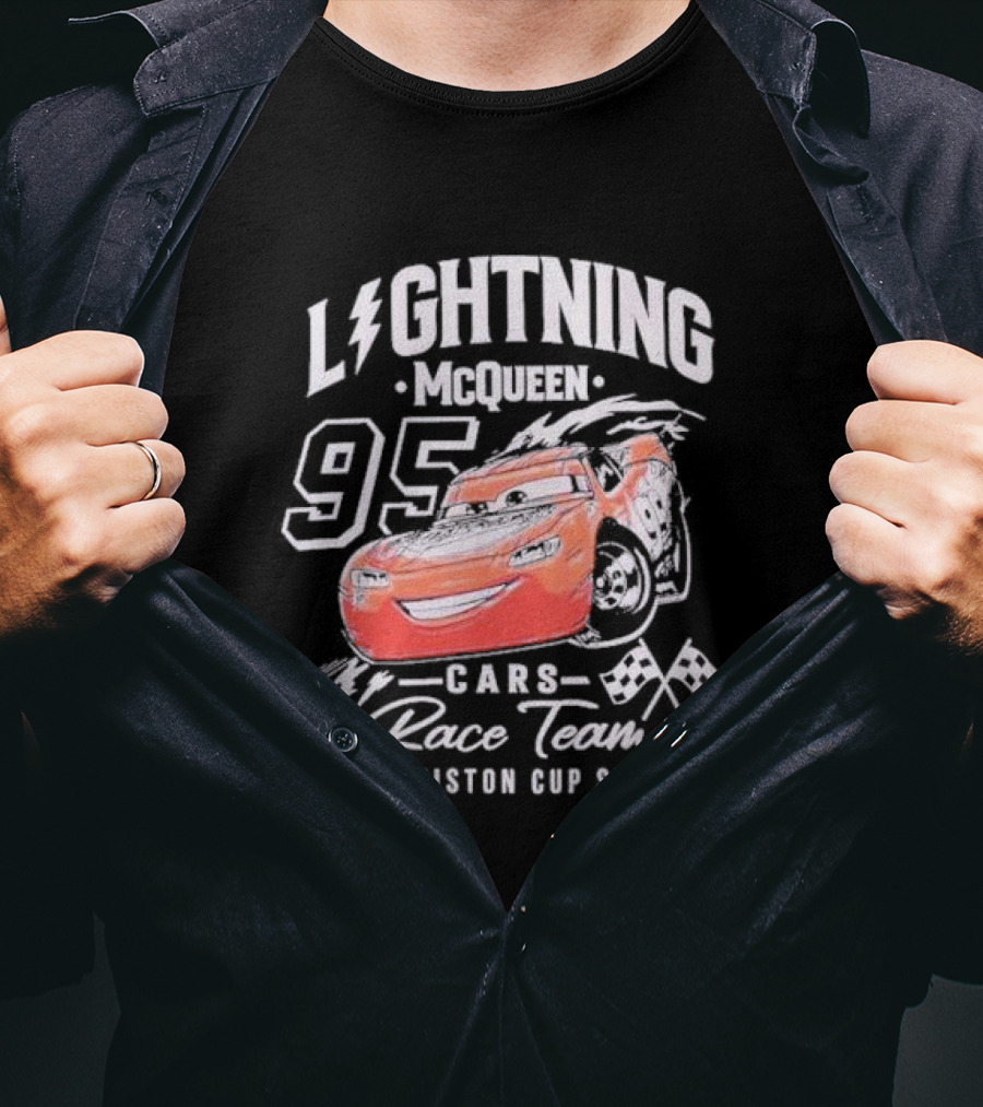 Lightning McQueen 95 Cars Race Team 2006 Piston Cup Series T-Shirt