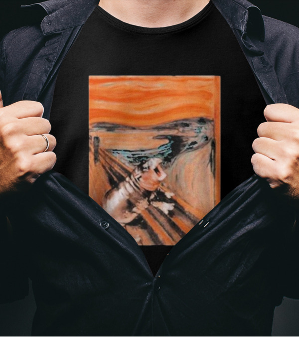 Scared Moo Deng Meme Scream T-Shirt