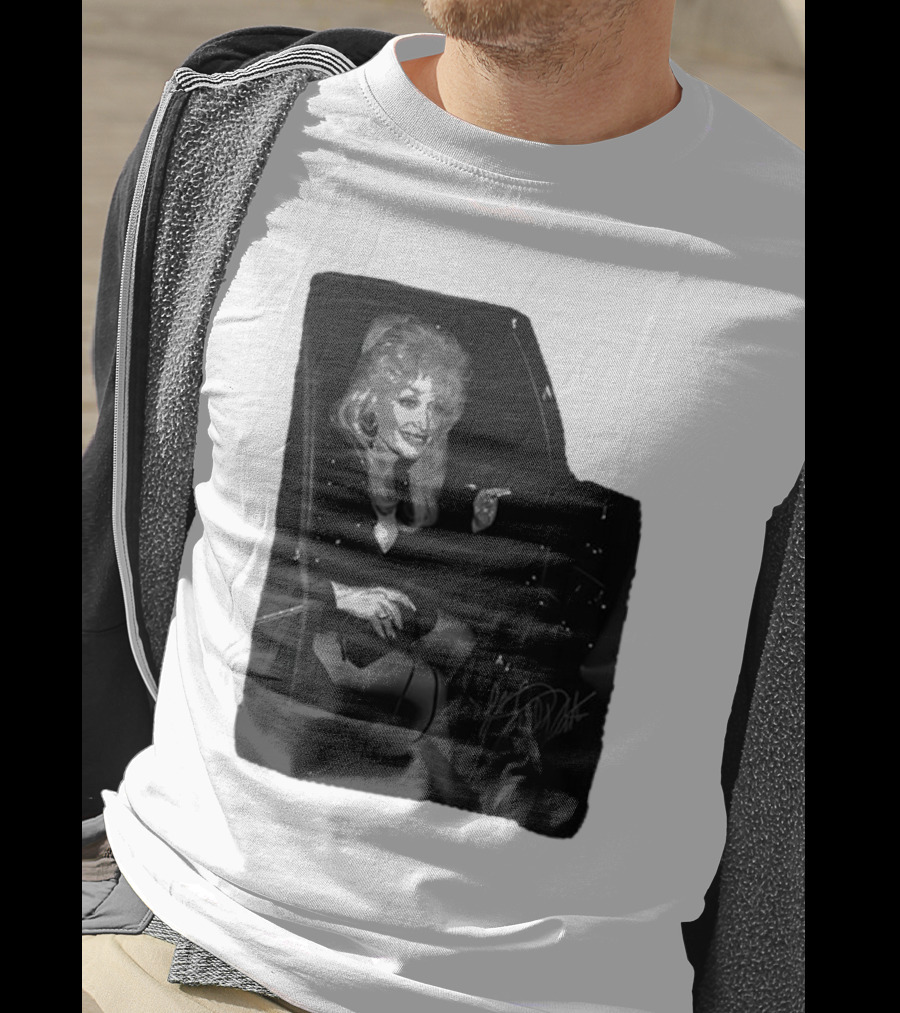 Dolly Parton Iconic Limo Moment T-Shirt
