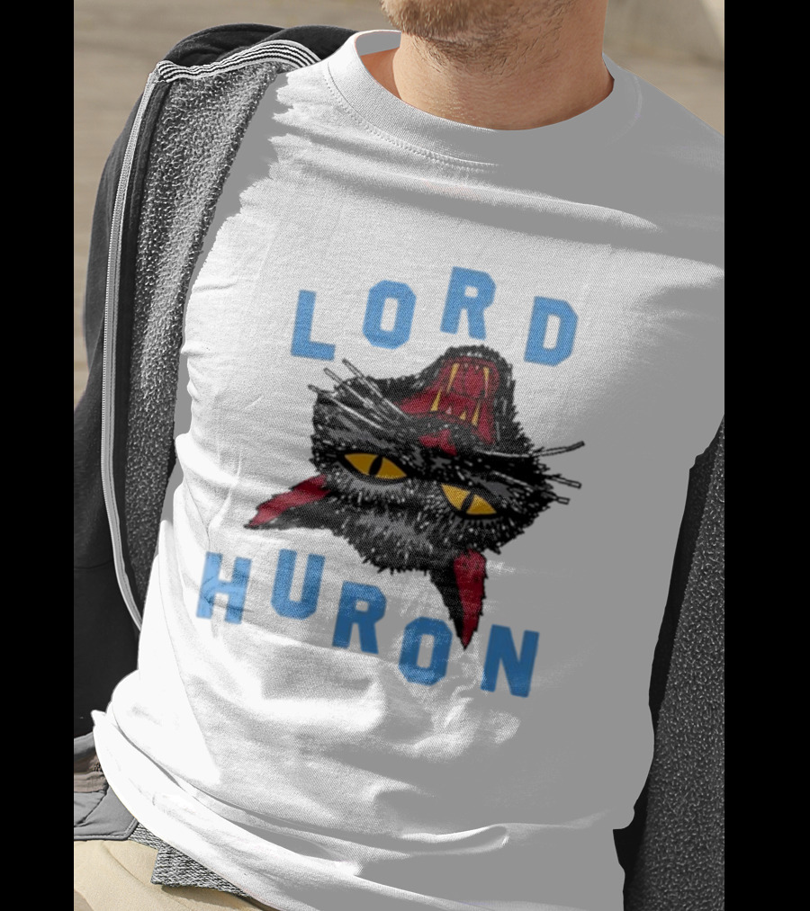 LORD HURON Upside Down Cat T-Shirt