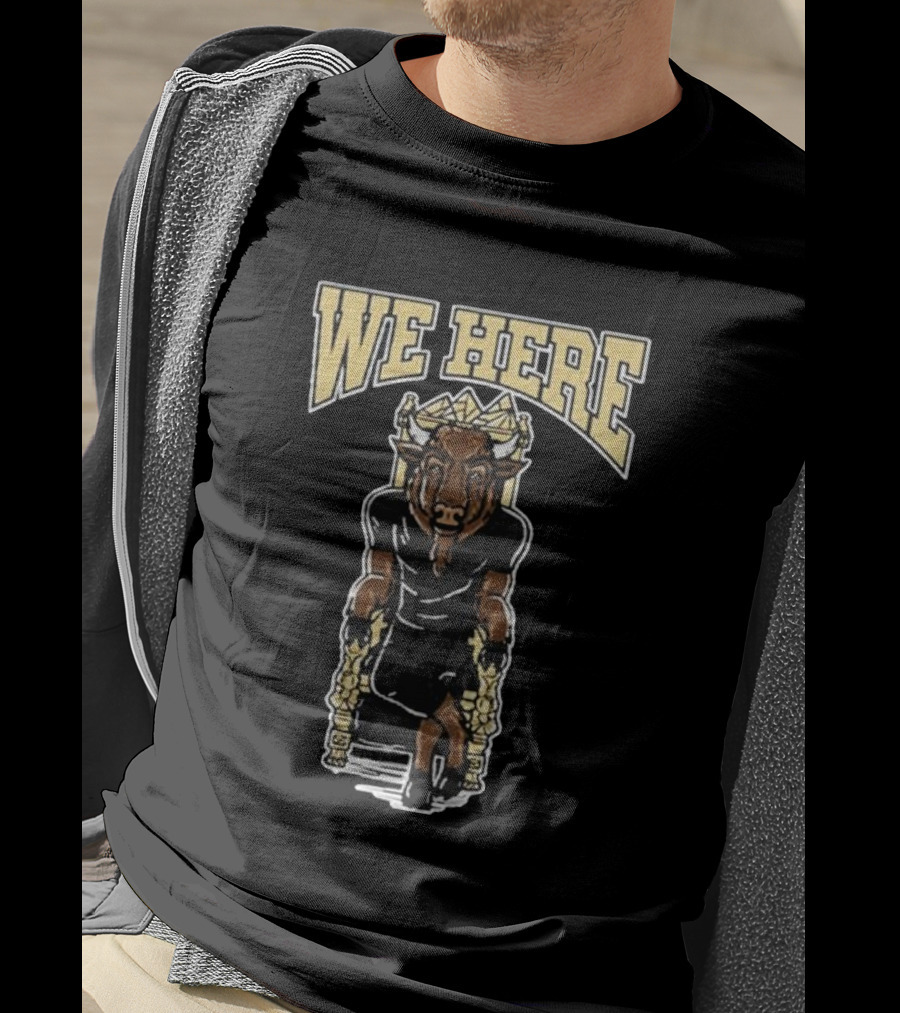 We Here Colorado Buffaloes Mascot King Chair T-Shirt
