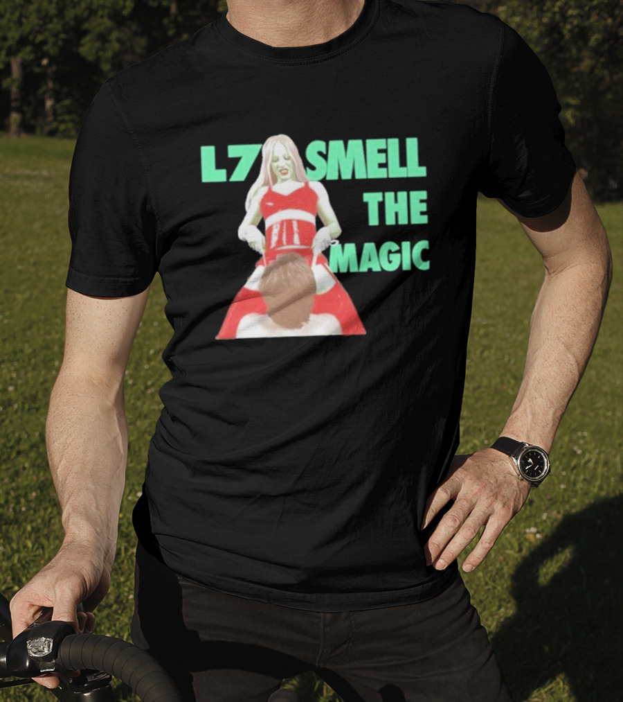 L7 Smell The Magic Band Bold Retro T-Shirt