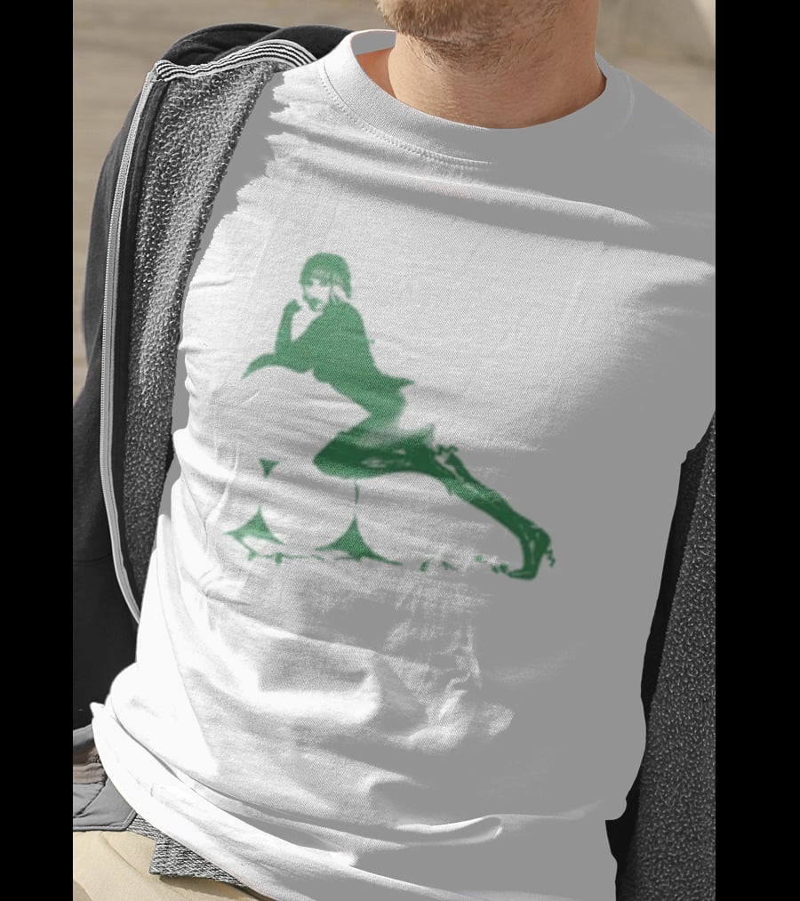 1Wish Ava Max Christmas Iconic Green Festive T-Shirt