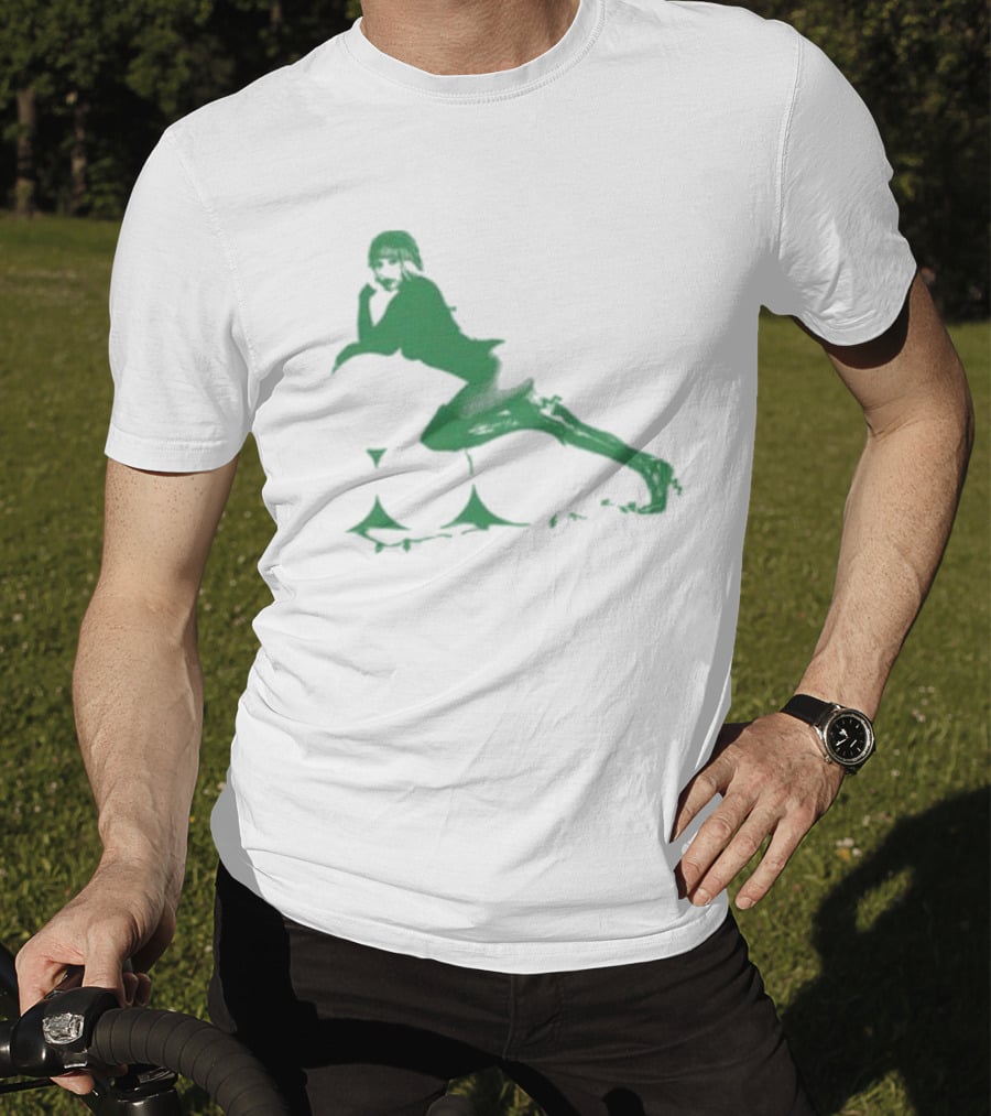 1Wish Ava Max Christmas Iconic Green Festive T-Shirt