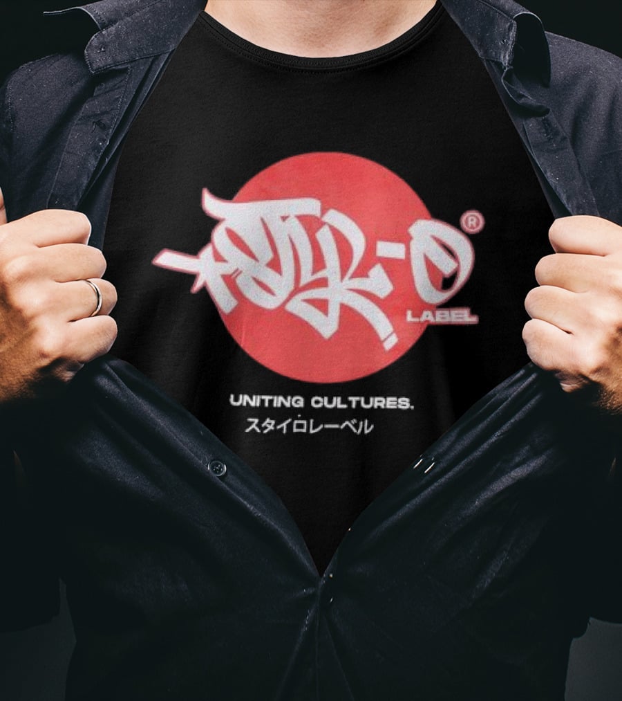 Uniting Cultures Label T-Shirt