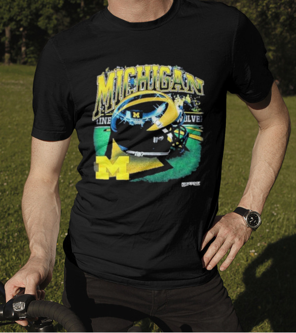 Michigan Wolverines Vintage Arch Shiny Football Helmet NCAA T-Shirt
