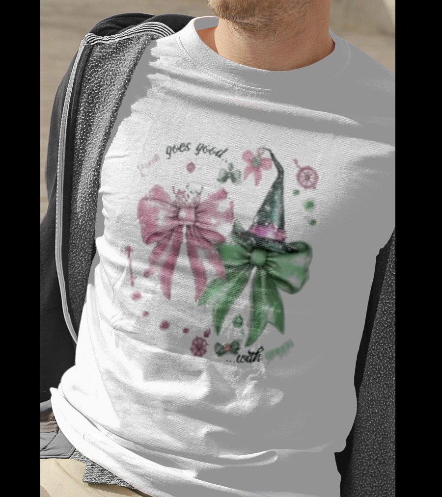 Pink Goes Good Wicked Green Christmas Bow Hat T-Shirt