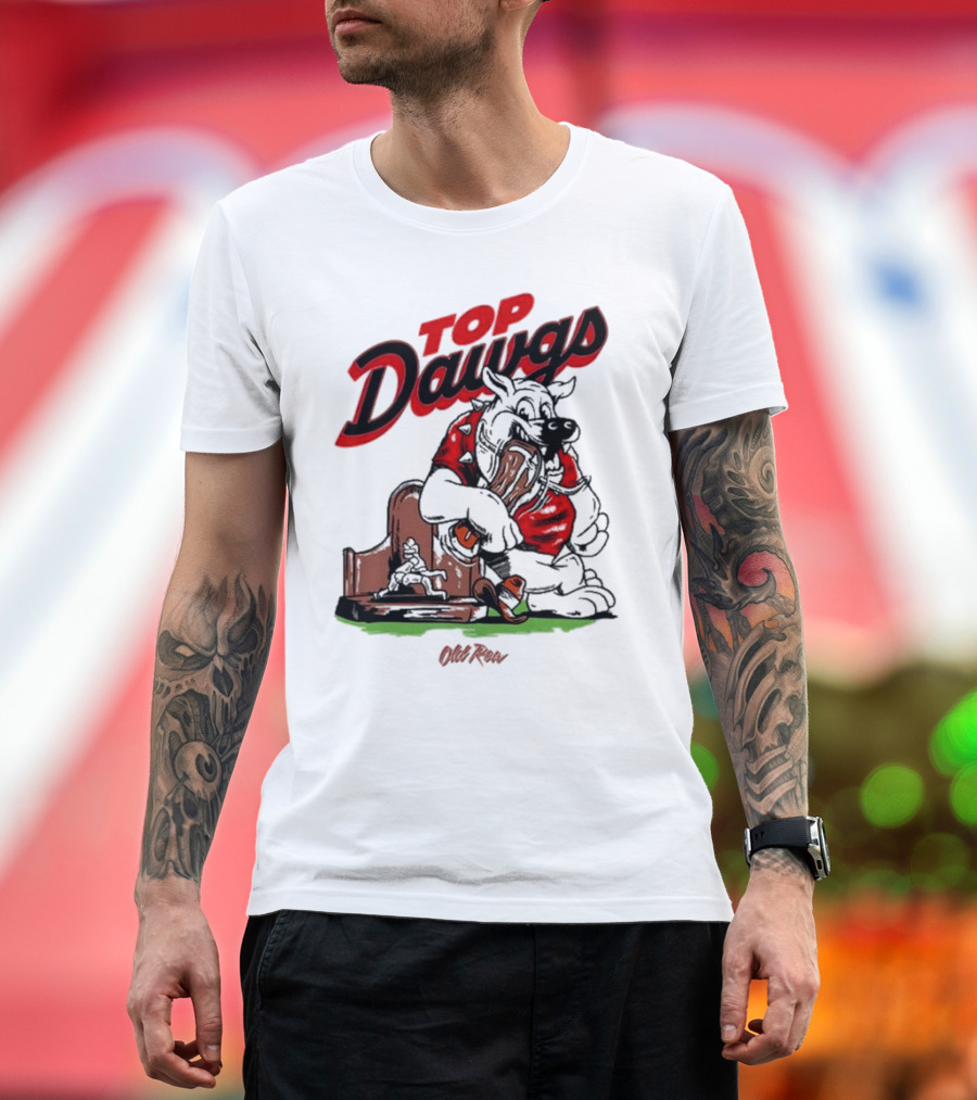Top Dawgs Old Row Bulldog Eating Trophy Image T-Shirt