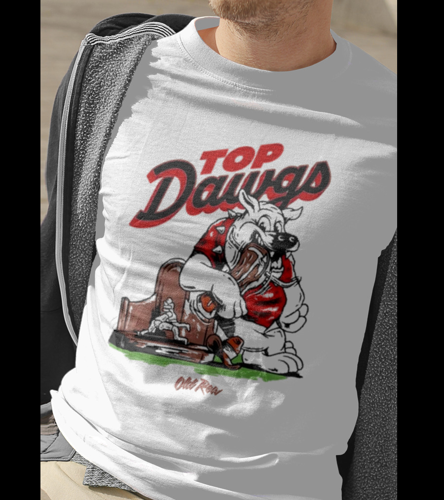 Top Dawgs Old Row Bulldog Eating Trophy Image T-Shirt