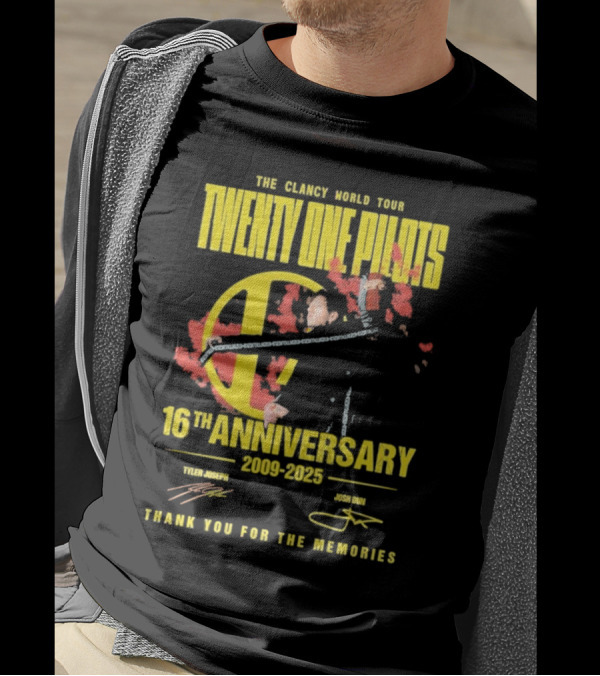 The Clancy World Tour Twenty One Pilots 16th Anniversary 2009-2025 Signature Thank You For The Memories T-Shirt