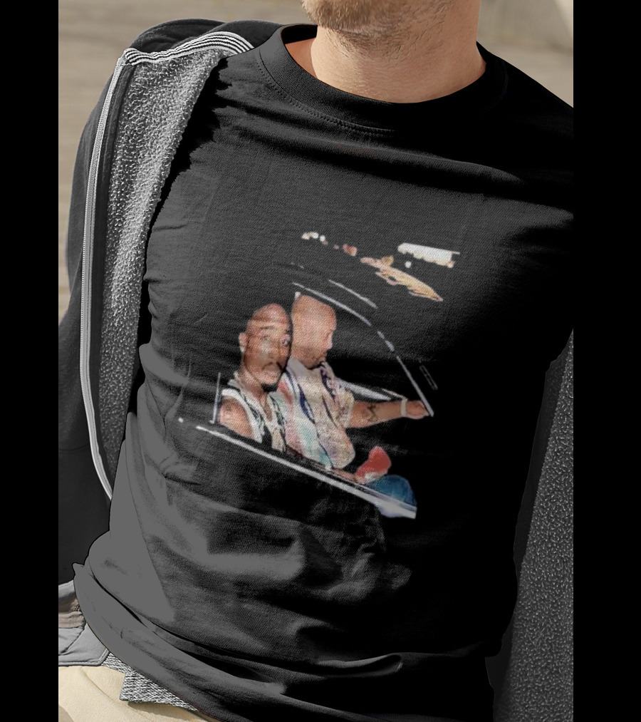 2Pac And Suge Knight Black Car Night Image T-Shirt