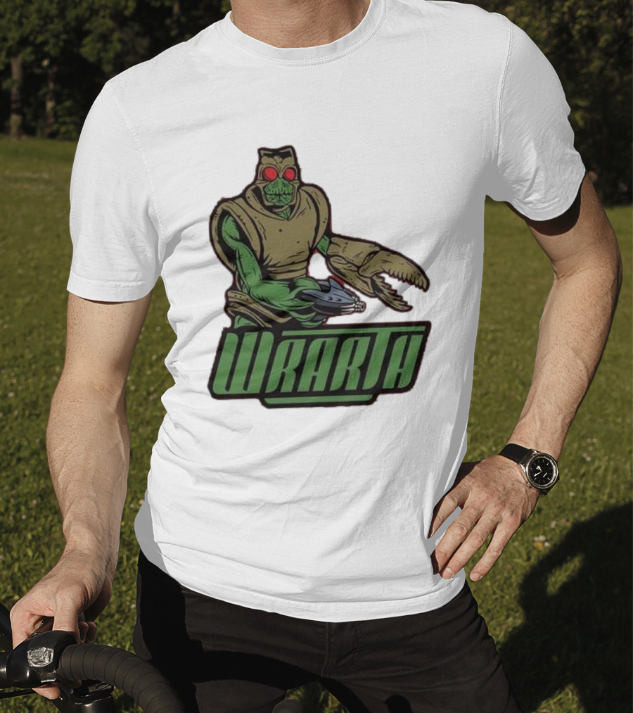 Wrarth Warrior Doctor Who Alien Creature With Claws And Spaceship Gun T-Shirt