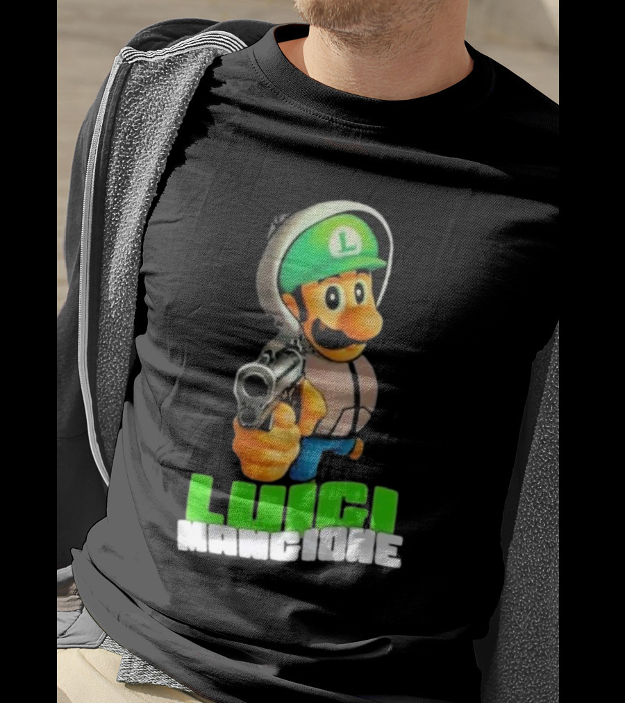 Luigi Mangione Luigi With Gun Iconic Image T-Shirt