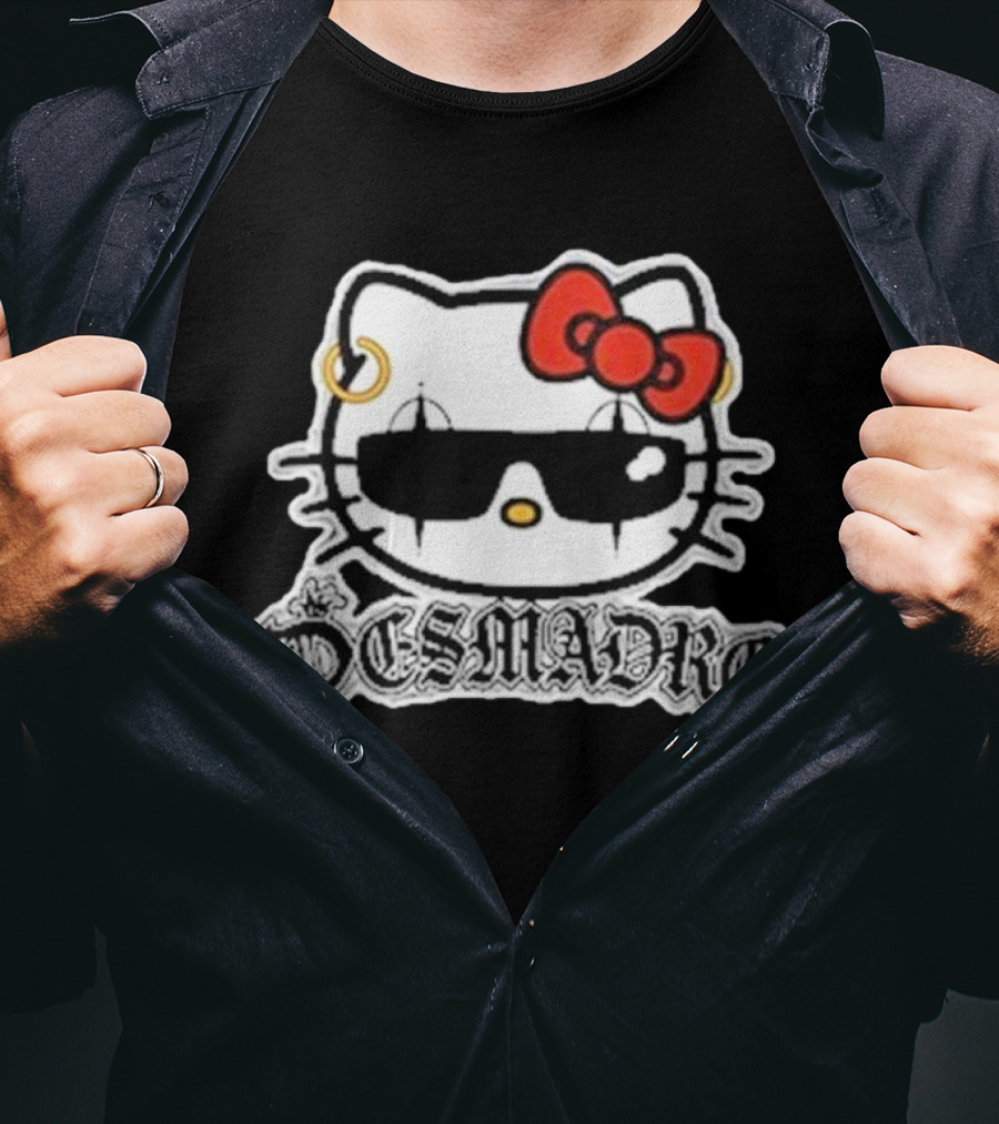 Desmadre Hello Kitty With Sunglasses And Gold Earring T-Shirt