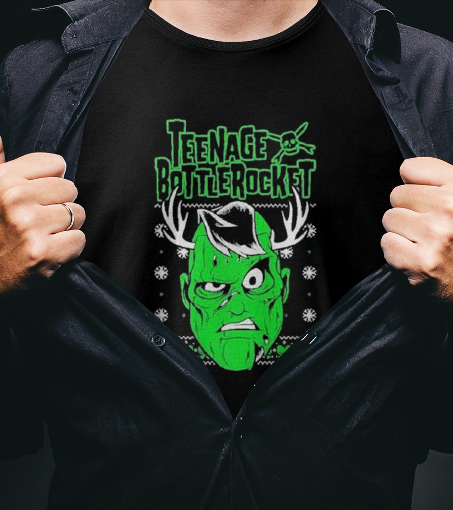 Teenage Bottlerocket Green Grumpy Face With Antlers Snowflakes Skulls Christmas T-Shirt