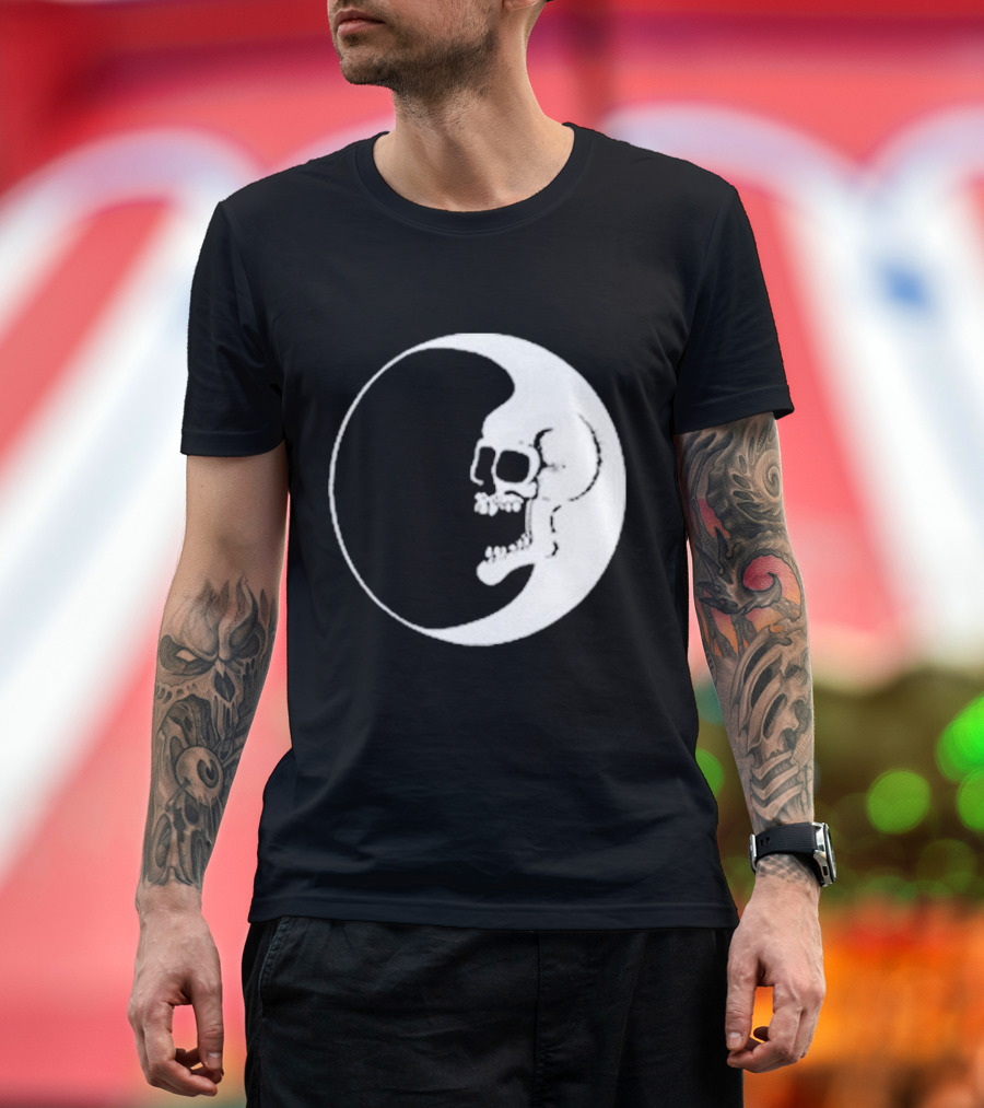 Zero Dead Moon Skull Crescent T-Shirt