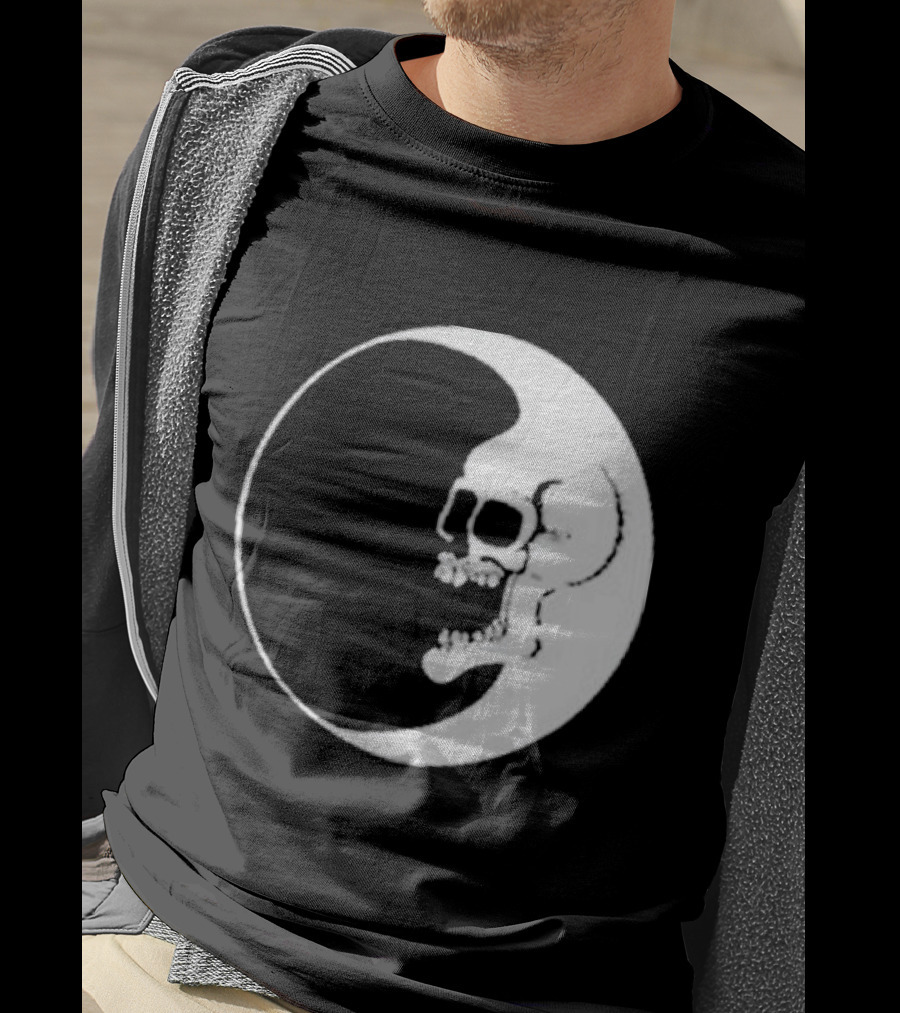Zero Dead Moon Skull Crescent T-Shirt