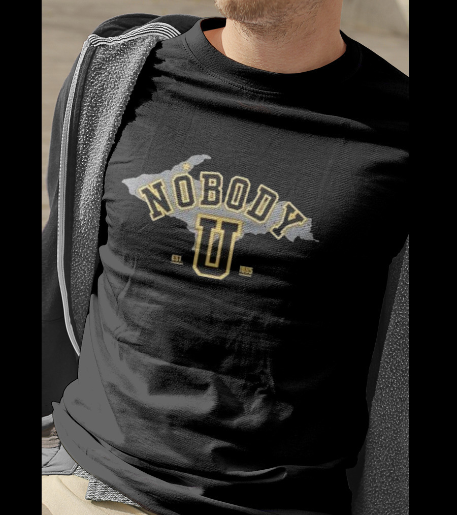 Michigan Tech Basketball Nobody U Est. 1885 Map T-Shirt