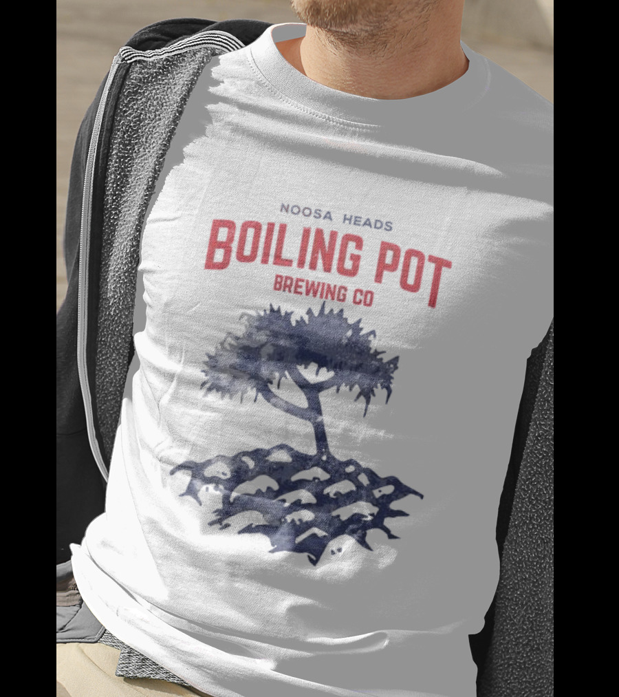 Noosa Heads Boiling Pot Brewing Co Tree And Waves T-Shirt