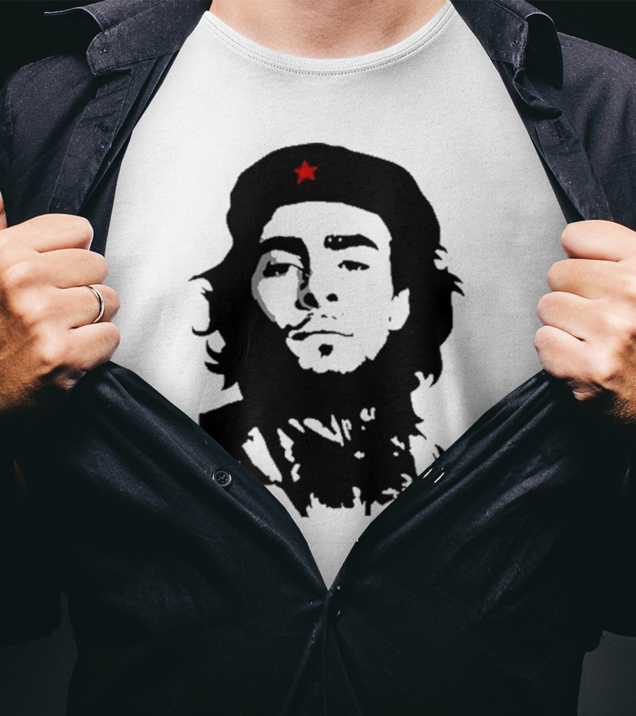 Luigi Mangione Che Guevara Iconic Red Star Beret Face T-Shirt