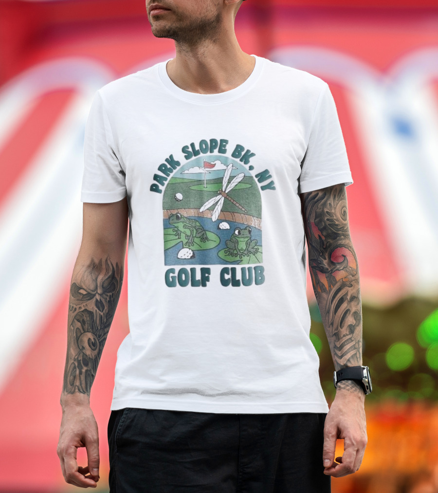 Park Slope BK NY Golf Club Frog And Dragonfly On Golf Course Lily Pads In Pond T-Shirt