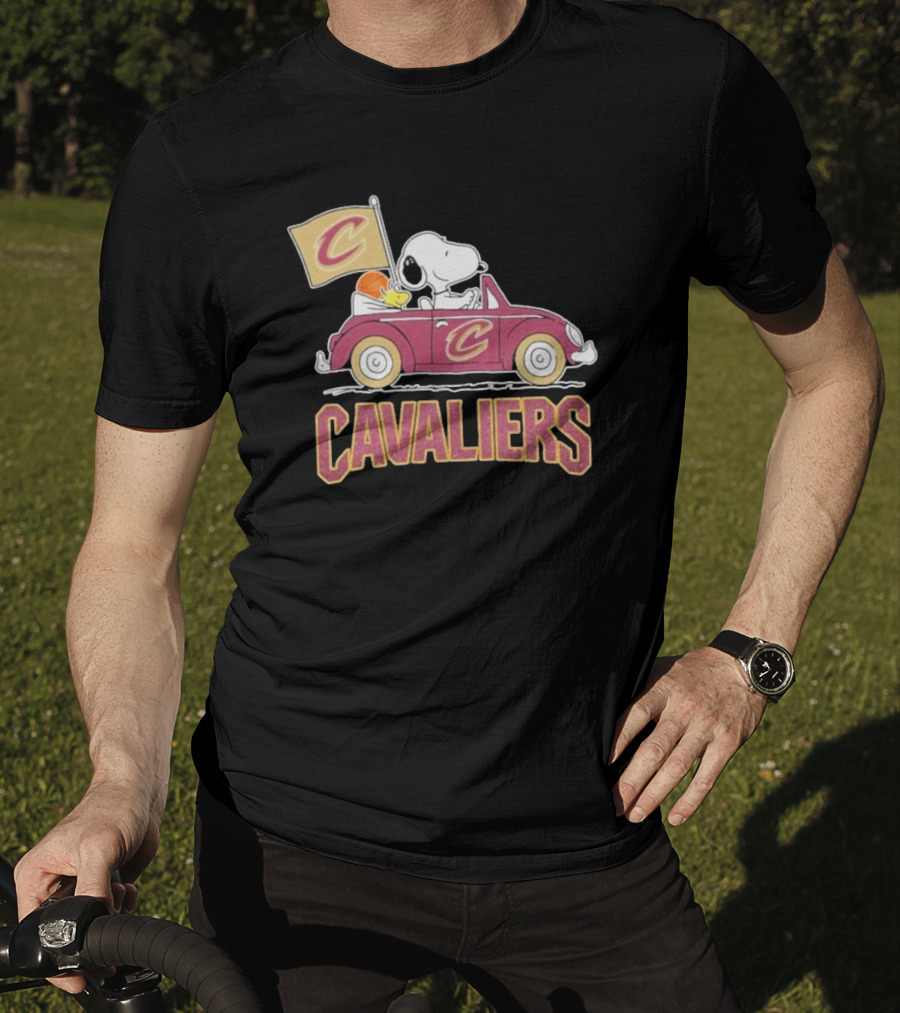 Snoopy Cavaliers Car With Basketball And Flag T-Shirt