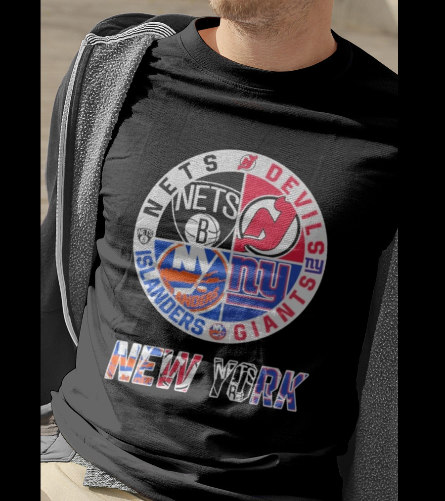 Brooklyn Nets New Jersey Devils New York Islanders New York Giants New York T-Shirt