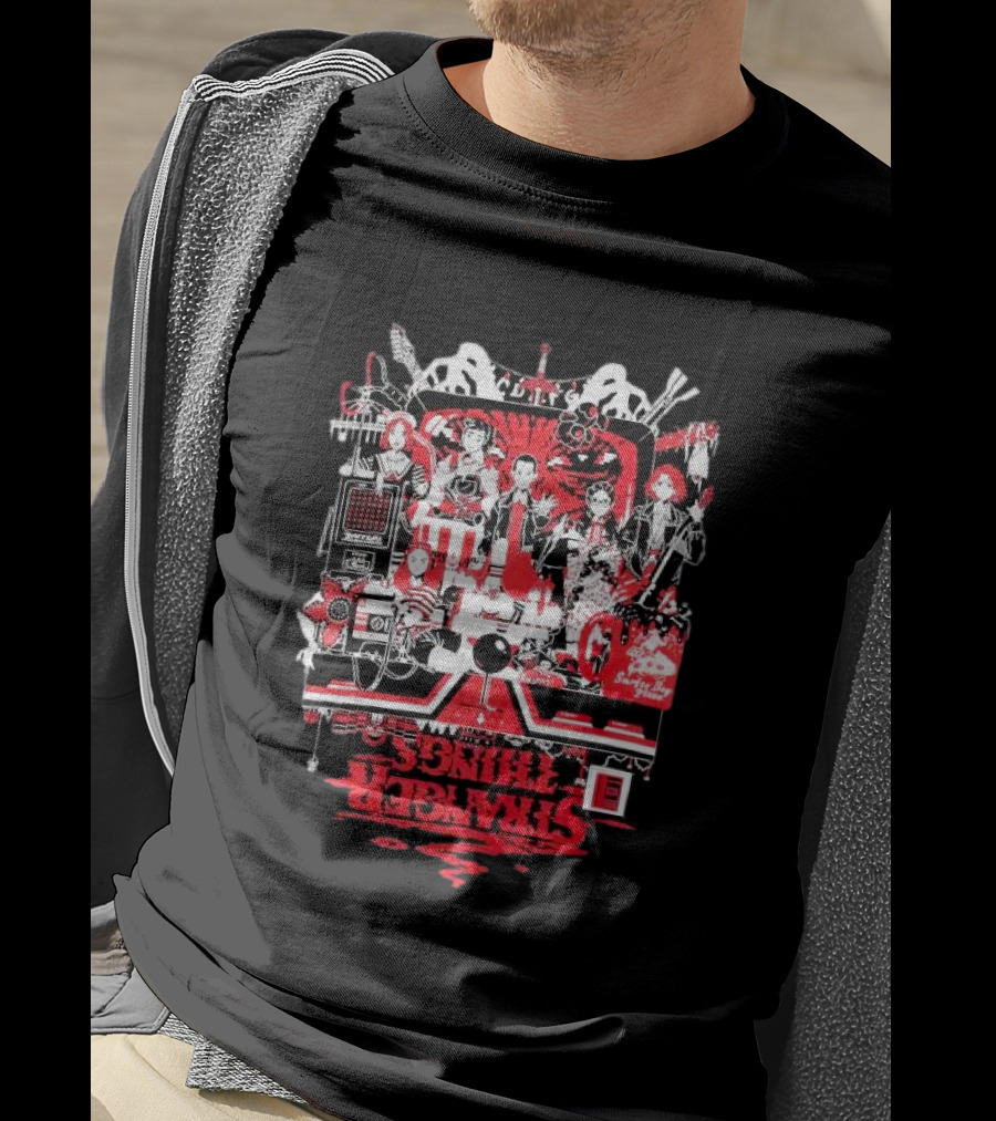 Stranger Things Stranger Things Yusuke Nakamura Characters Collage T-Shirt