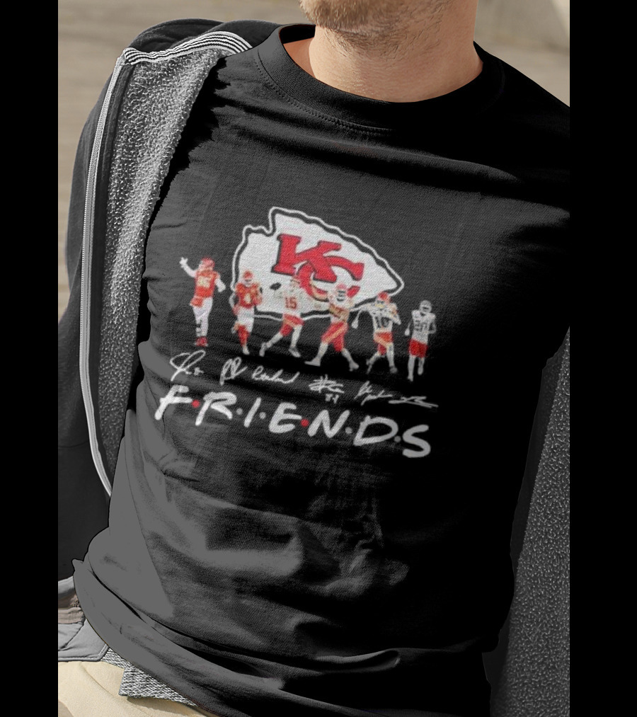 Chris Jones Patrick Mahomes Travis Kelce Friends Kansas City Chiefs Football KC Signatures T-Shirt